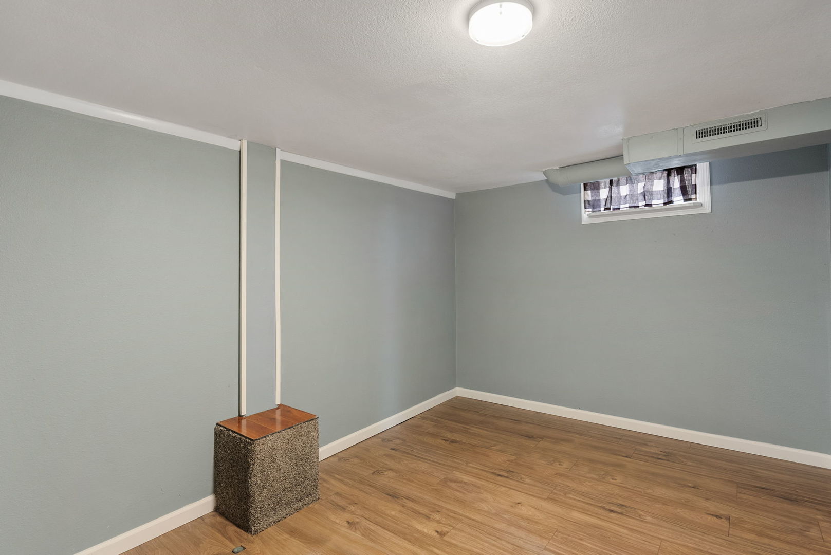 2423 32nd Street Moline, IL 61265 - Photo 22 of 35