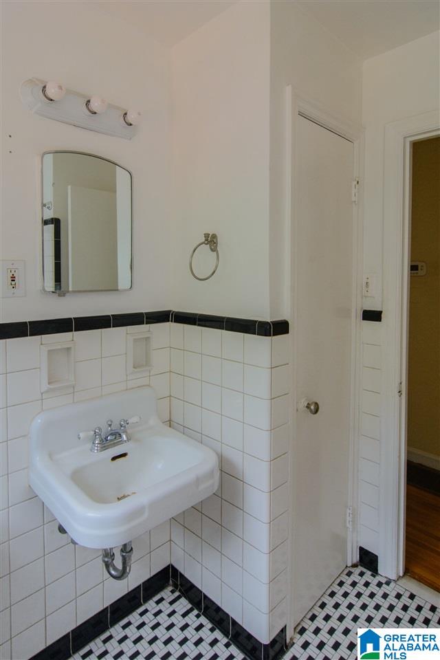 1409 Cresthill Road Birmingham, AL 35213 - Photo 19 of 26