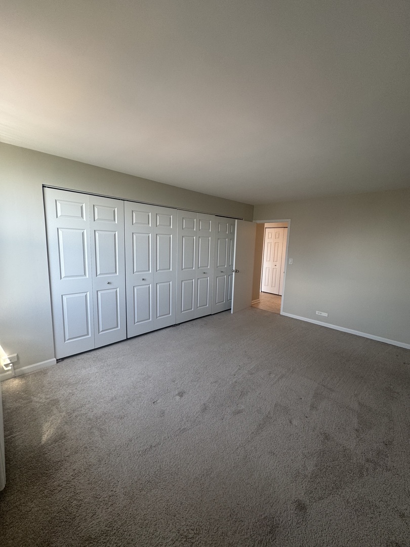 5701 North Sheridan Road, Unit 17S Chicago, IL 60660 - Photo 5 of 10