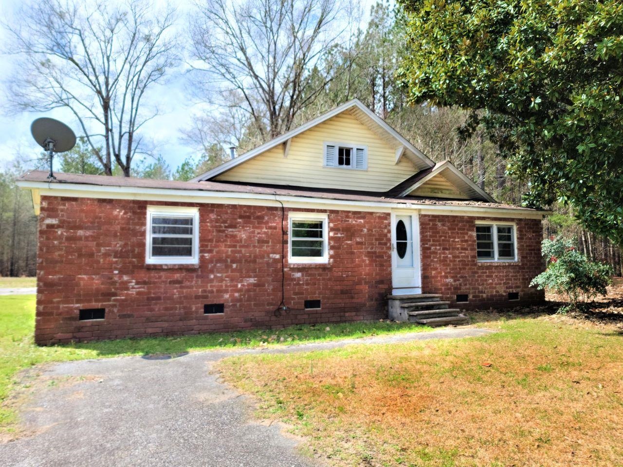 1136 Old Buncombe Road Union, SC 29379 - Photo 1 of 24 Gallery Image 1