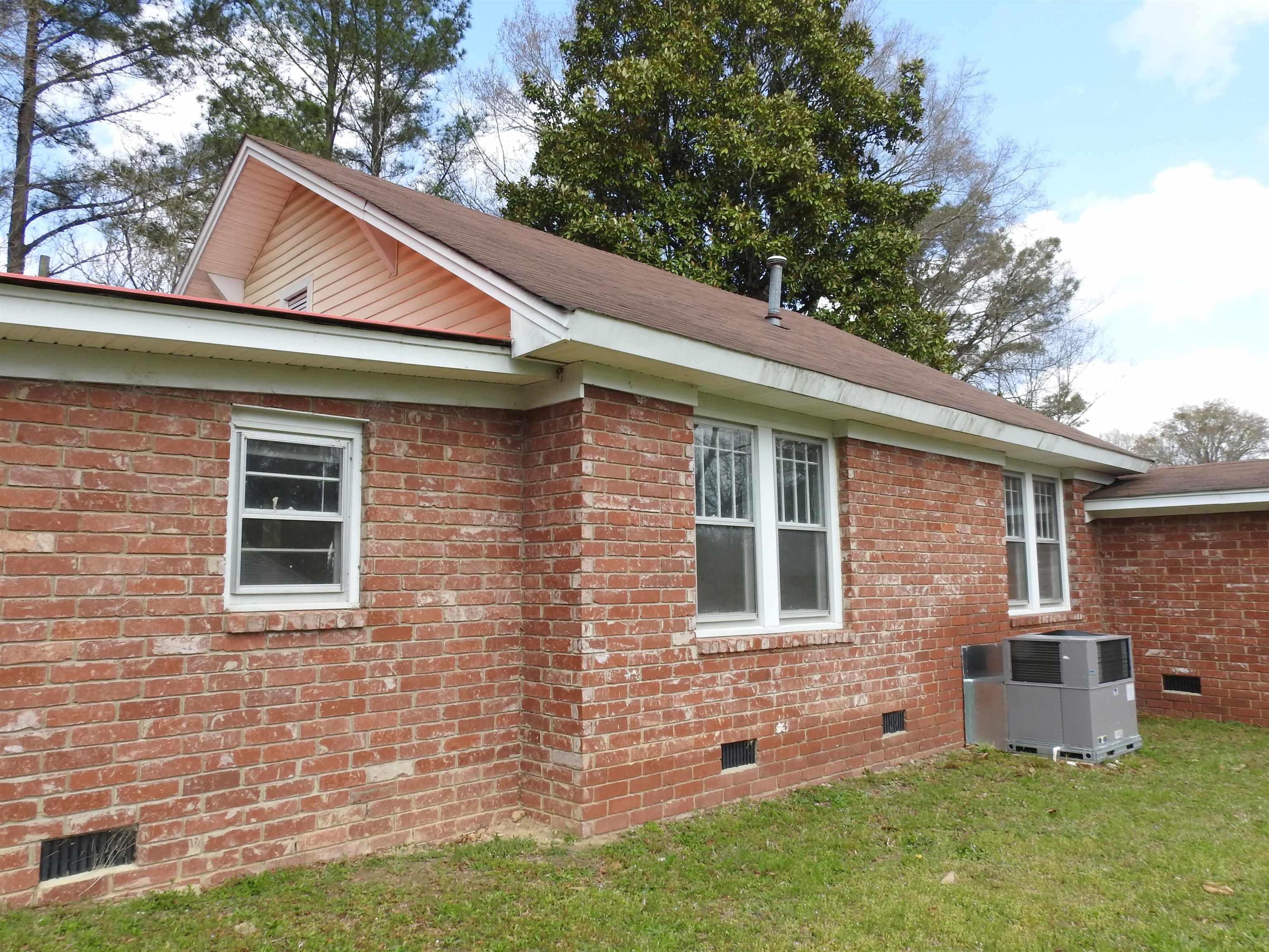 1136 Old Buncombe Road Union, SC 29379 - Photo 20 of 24 Gallery Image 20