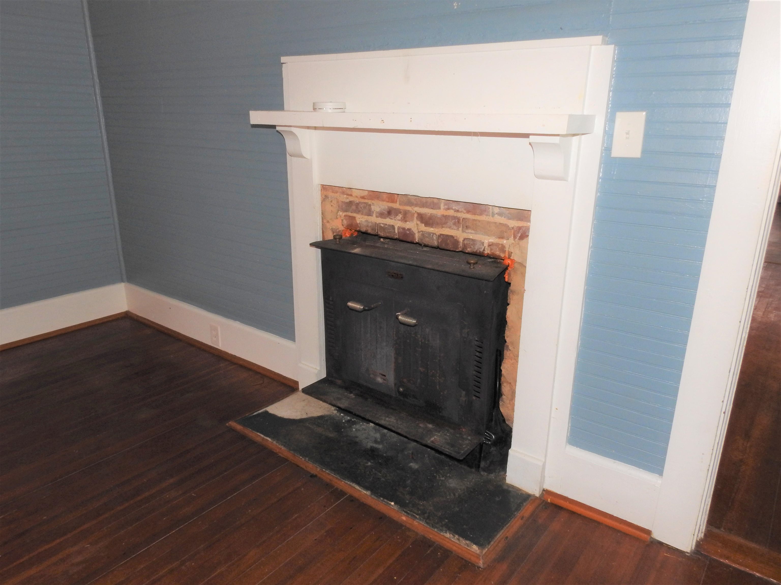 1136 Old Buncombe Road Union, SC 29379 - Photo 4 of 24 Gallery Image 4