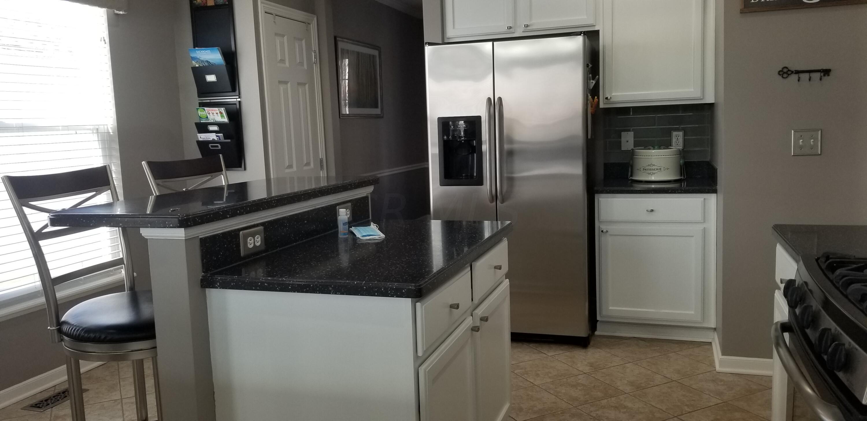 348 Cherry Leaf Road Delaware, OH 43015 - Photo 11 of 32 20220121_134318