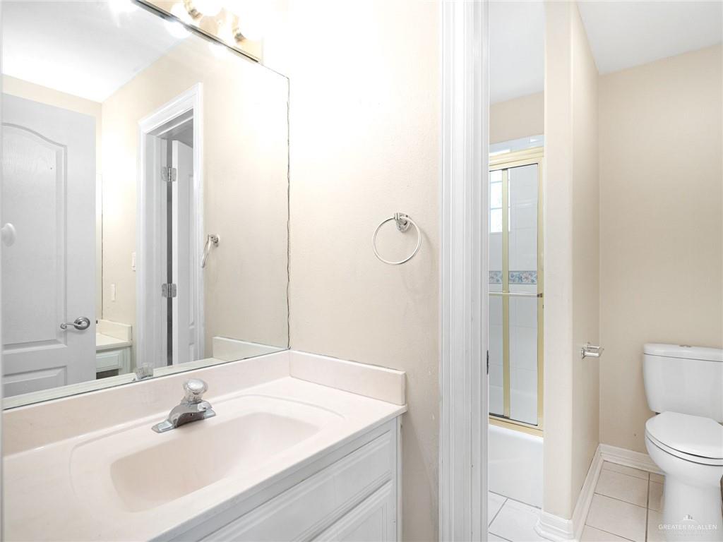 3814 B Shea Weslaco, TX 78596 - Photo 18 of 43