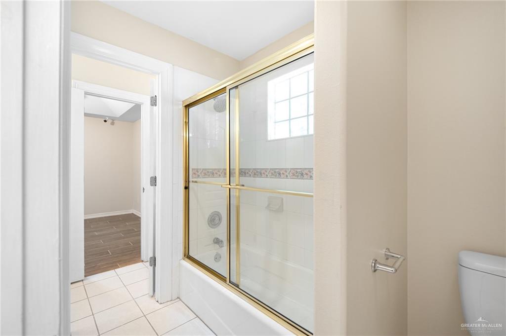 3814 B Shea Weslaco, TX 78596 - Photo 19 of 43