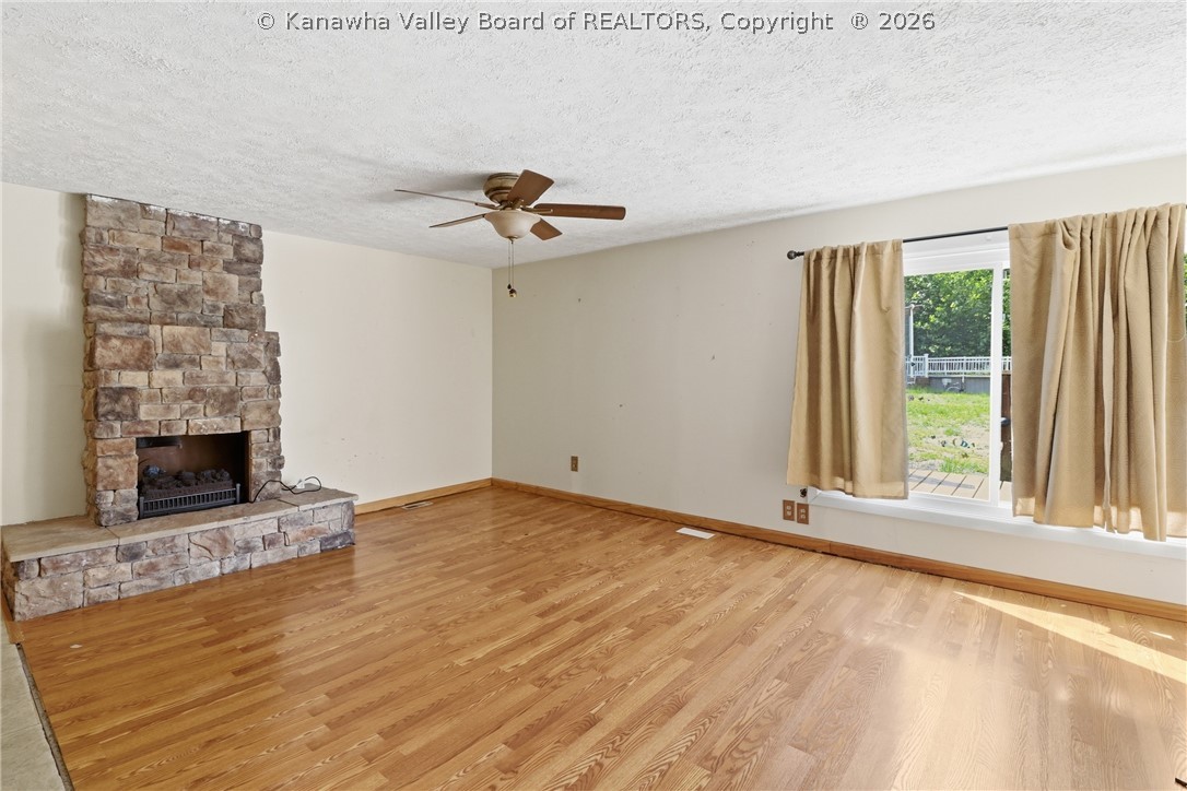 4915 Coal River Road Tornado, WV 25202 - Photo 23 of 48 Gallery Image 23