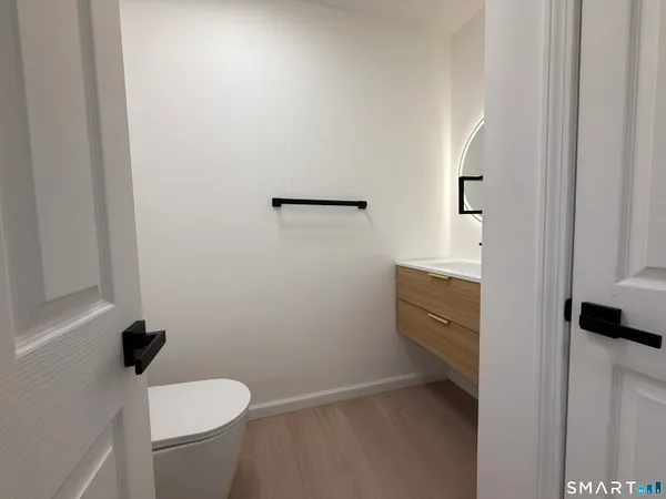 $2,300 | 8-12 Sterling Street, Hartford, CT 06112