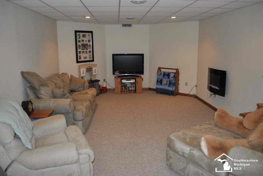7329 South Custer Road Monroe, MI 48161 - Photo 21 of 25 Gallery Image 21