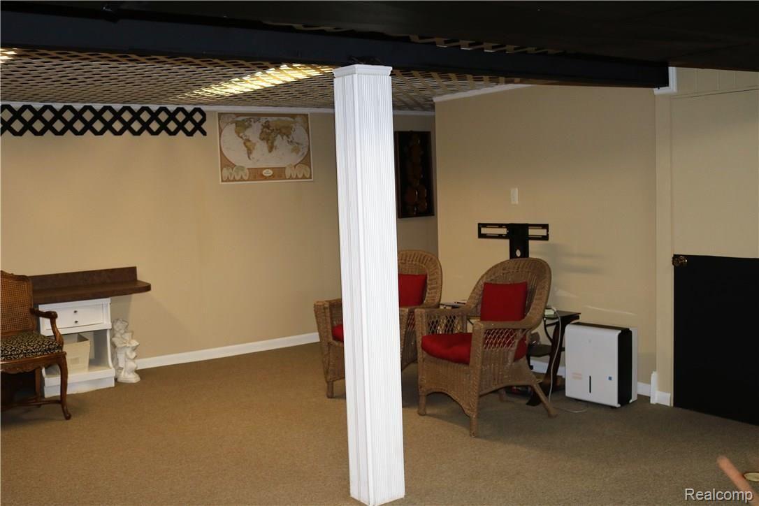 54414 Mound Road Utica, MI 48316 - Photo 32 of 57 IMG_9561.JPG