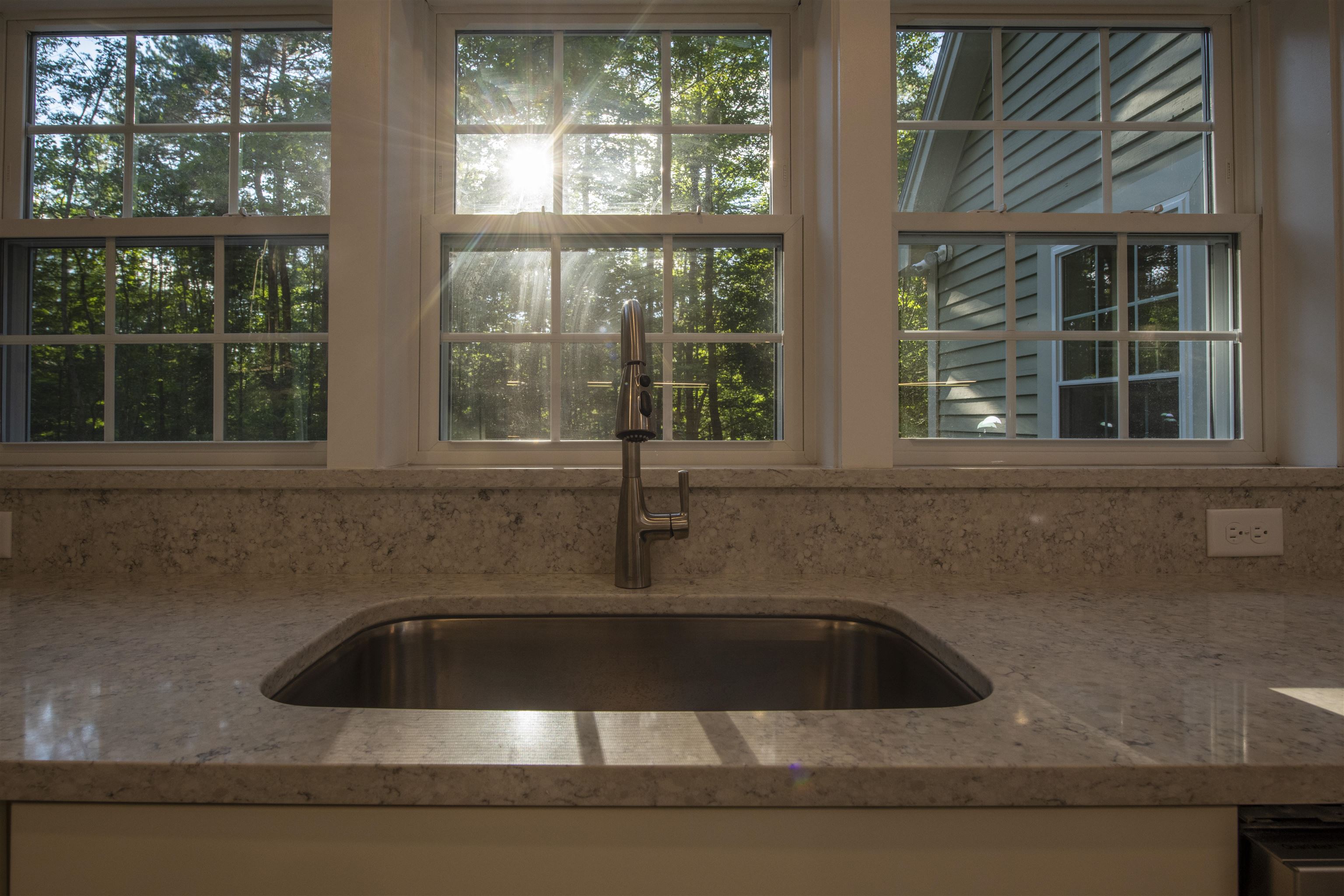 72 Tichenor Road Hartford, VT 05059 - Photo 11 of 39 Gallery Image 11