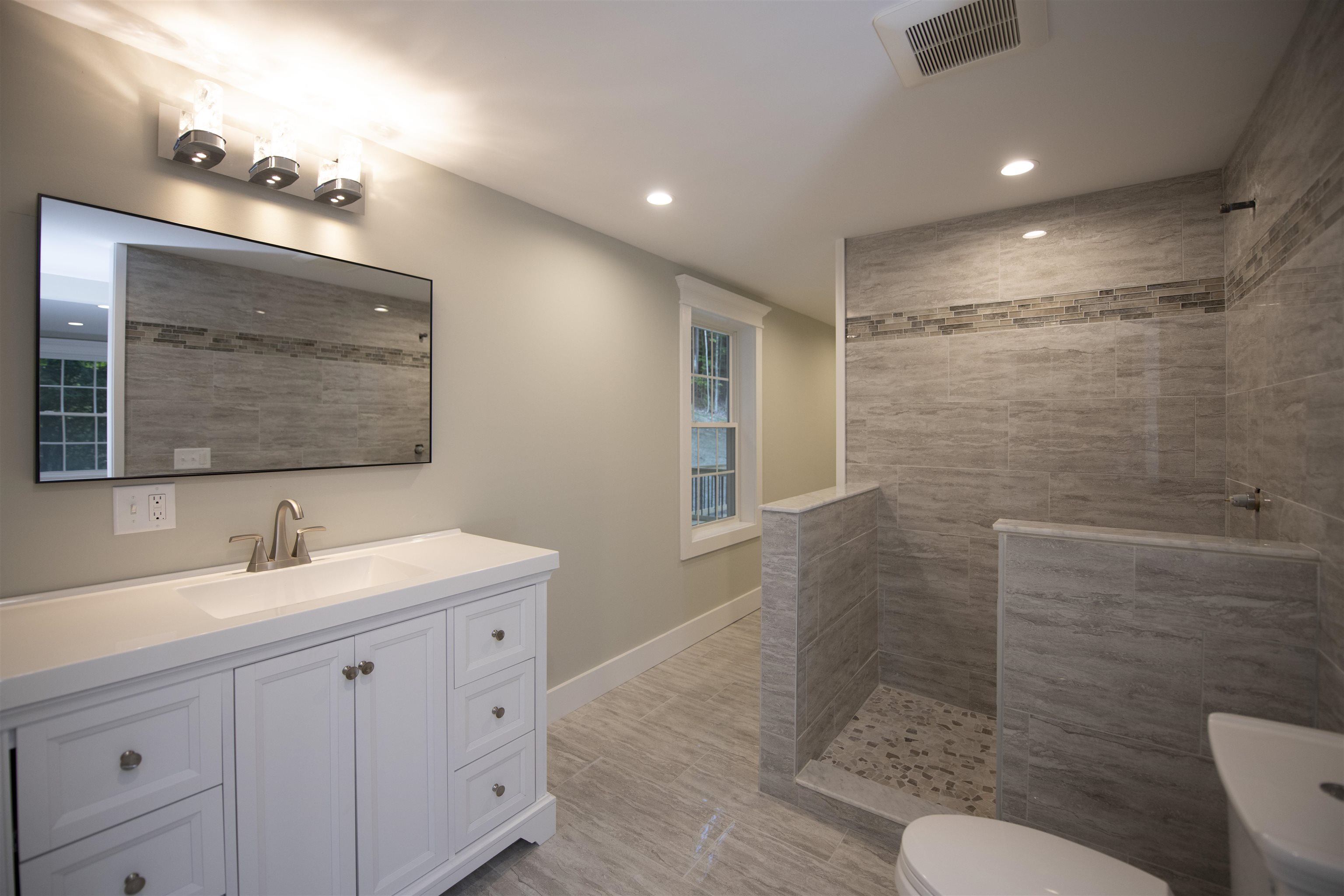 72 Tichenor Road Hartford, VT 05059 - Photo 22 of 39 Gallery Image 22