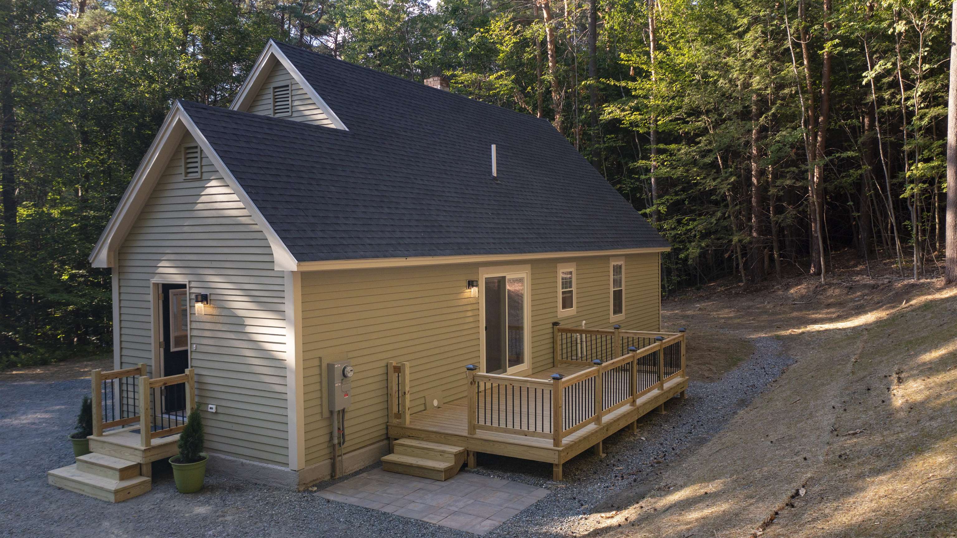 72 Tichenor Road Hartford, VT 05059 - Photo 35 of 39 Gallery Image 35