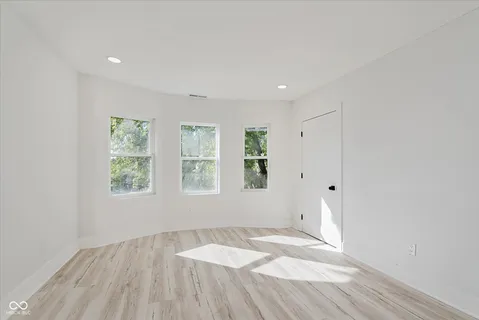 $309,900 | 3033 North College Avenue, Indianapolis, IN 46205