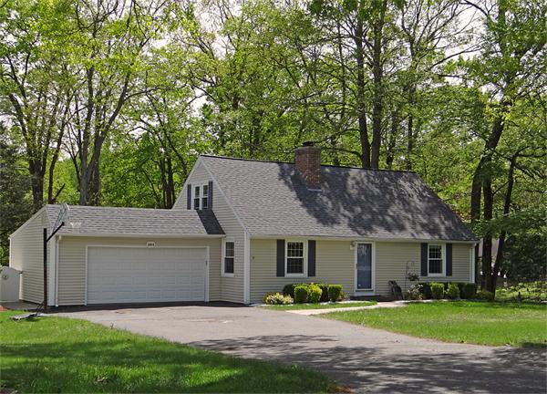 564 Dewey Street West Springfield, MA 01089 - Photo 1 of 27 Gallery Image 1