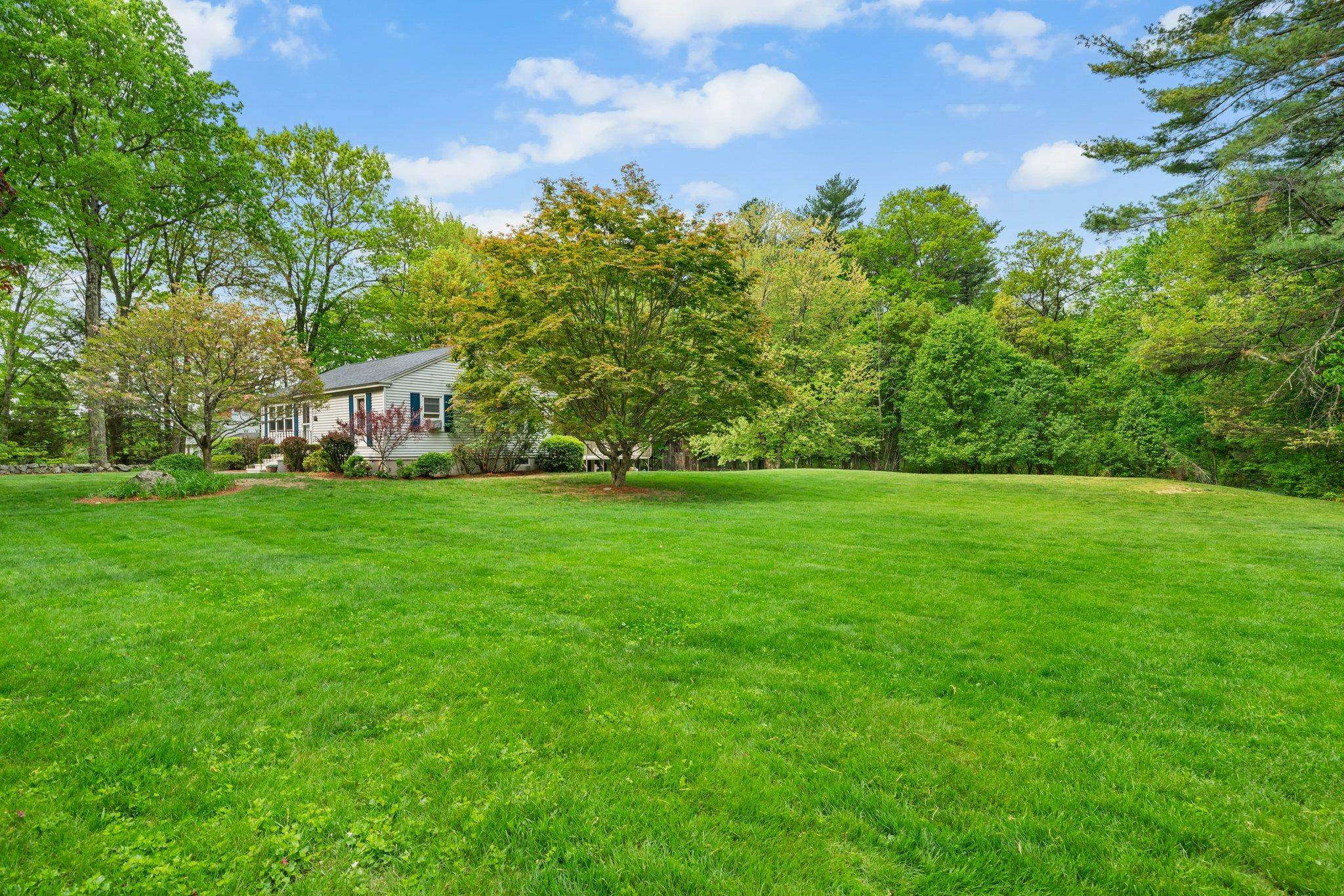 9 Spaulding Hill Road Pelham, NH 03076 - Photo 25 of 28
