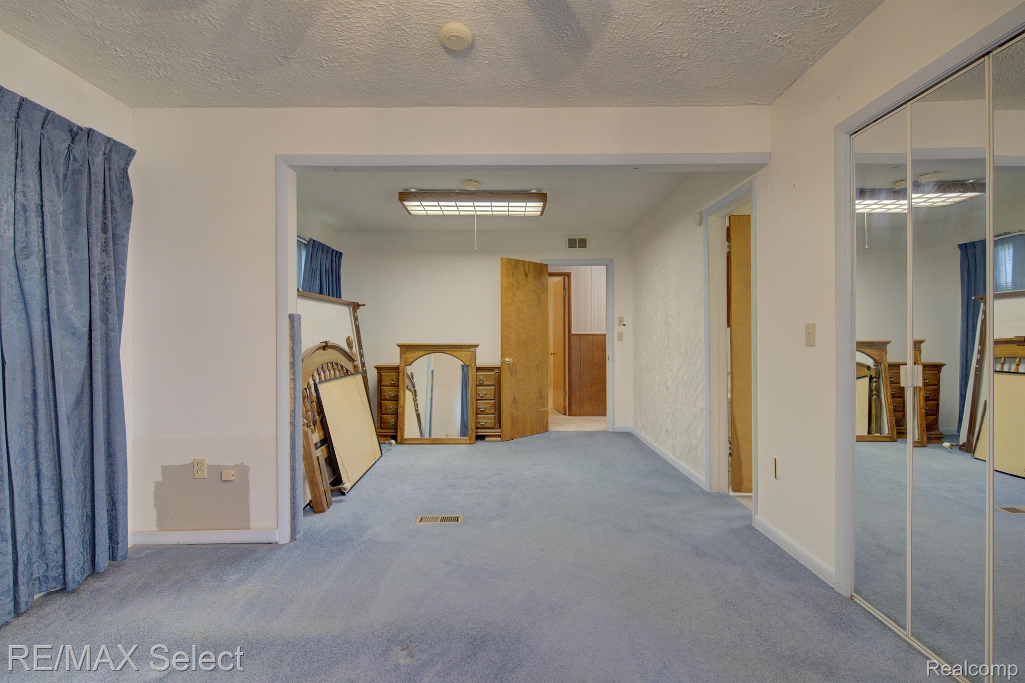 5132 Torrey Road Flint, MI 48507 - Photo 29 of 36 Gallery Image 29