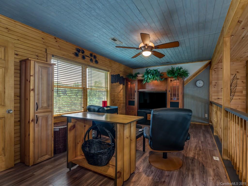 152 Creekside Circle Rutherfordton, NC 28139 - Photo 13 of 31 Gallery Image 13
