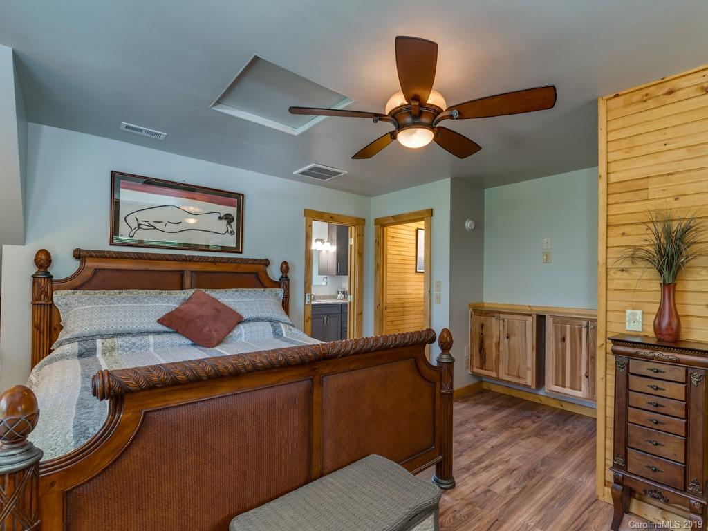 152 Creekside Circle Rutherfordton, NC 28139 - Photo 17 of 31 Gallery Image 17