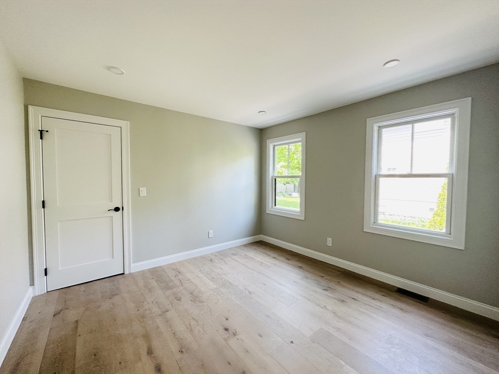 123 Oxford Road, Unit 123 Newton, MA 02459 - Photo 10 of 18