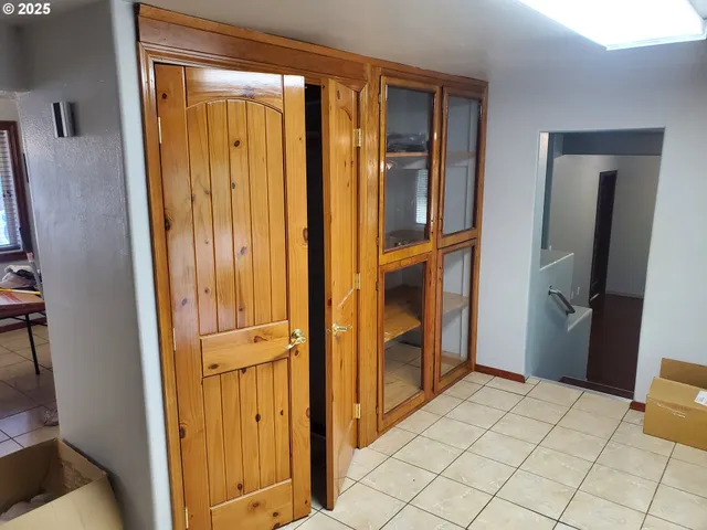 $499,900 | 1006 Mountain View Road, Sweet Home, OR 97386