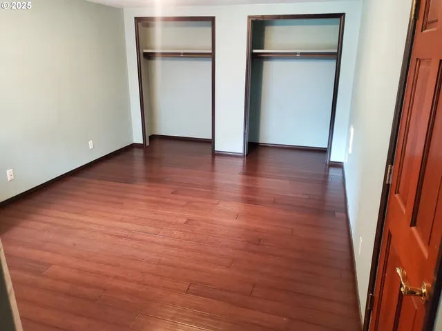 $499,900 | 1006 Mountain View Road, Sweet Home, OR 97386