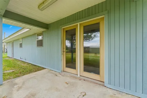 $129,000 | 2504 Bonito Drive, Lake Charles, LA 70605