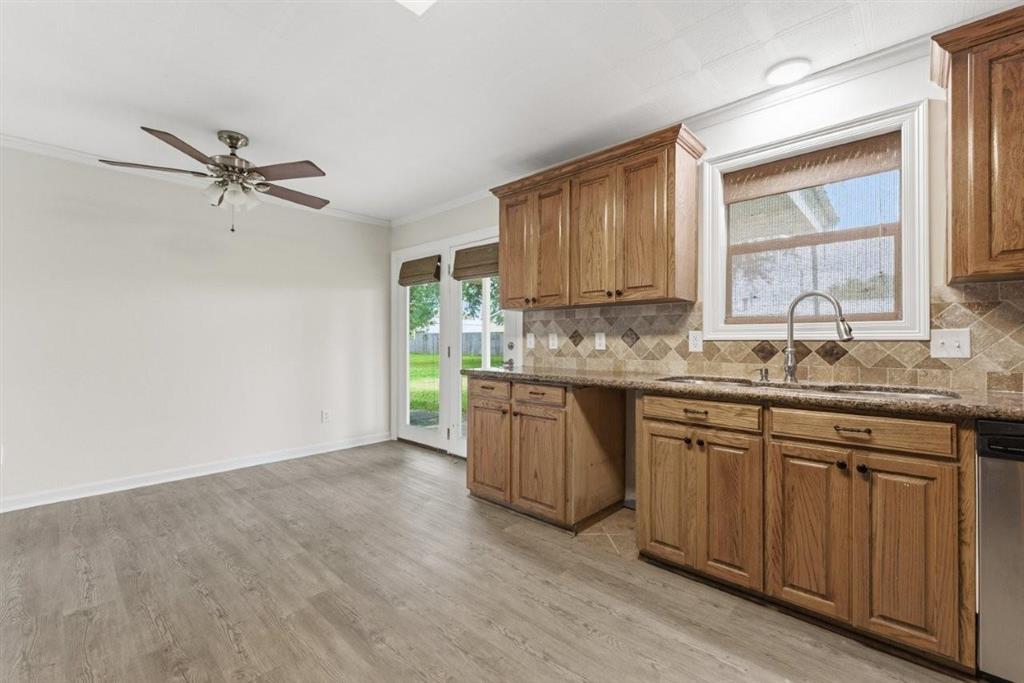 2504 Bonito Drive Lake Charles, LA 70605 - Photo 7 of 20