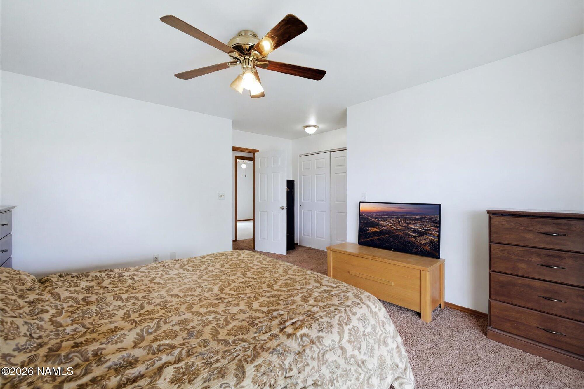 8415 Yakima Road Flagstaff, AZ 86004 - Photo 15 of 47 12-128206667