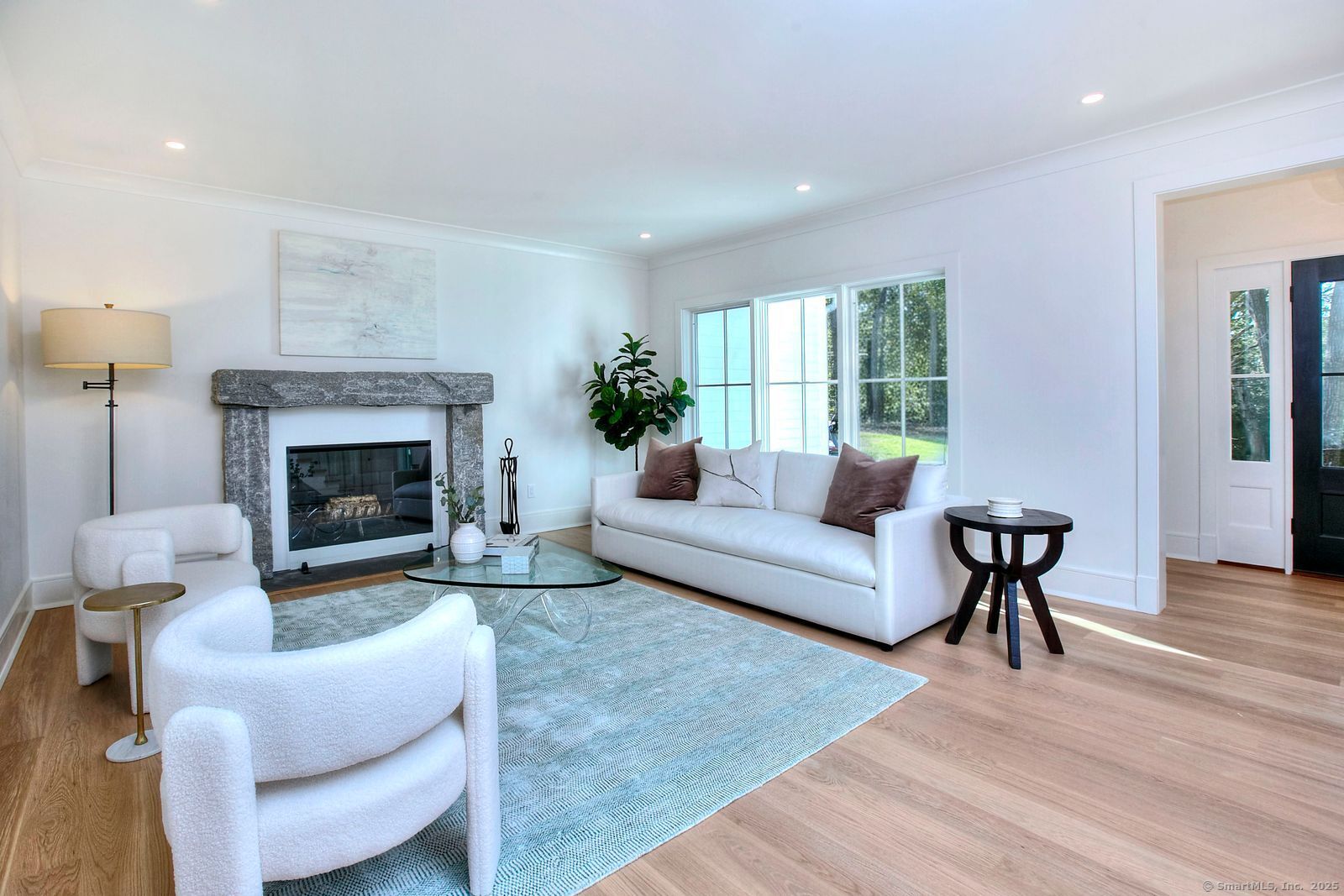 199 Mariomi Road New Canaan, CT 06840 - Photo 13 of 39