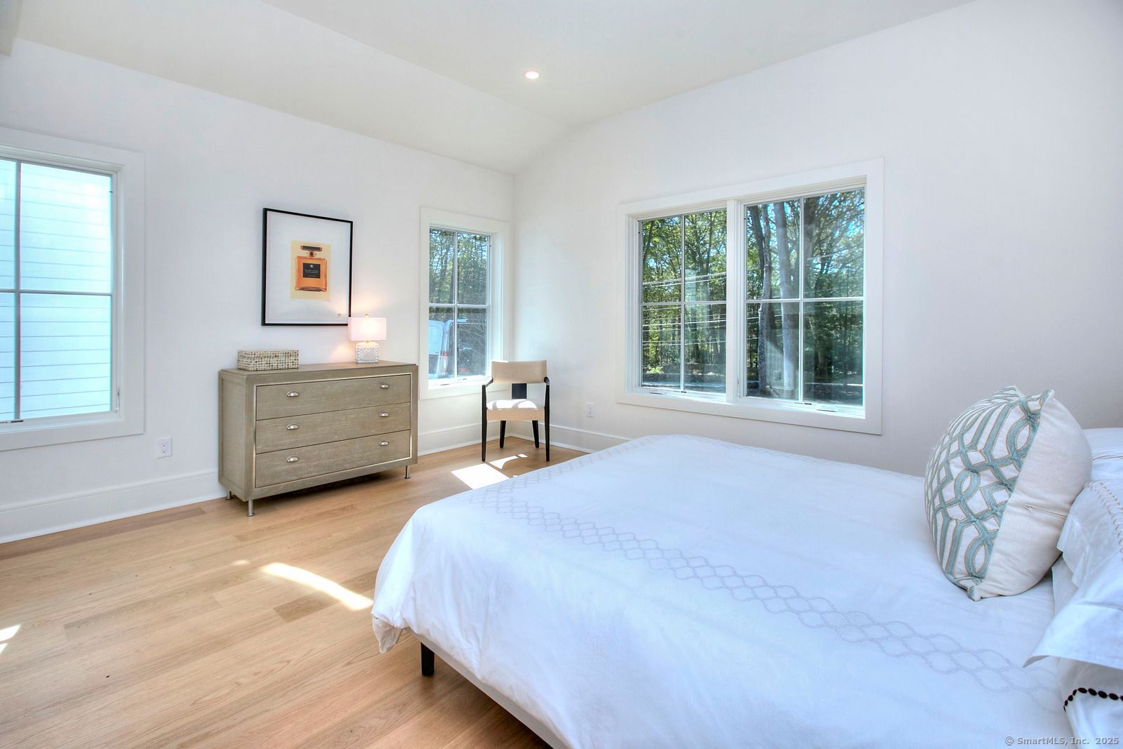 199 Mariomi Road New Canaan, CT 06840 - Photo 18 of 39