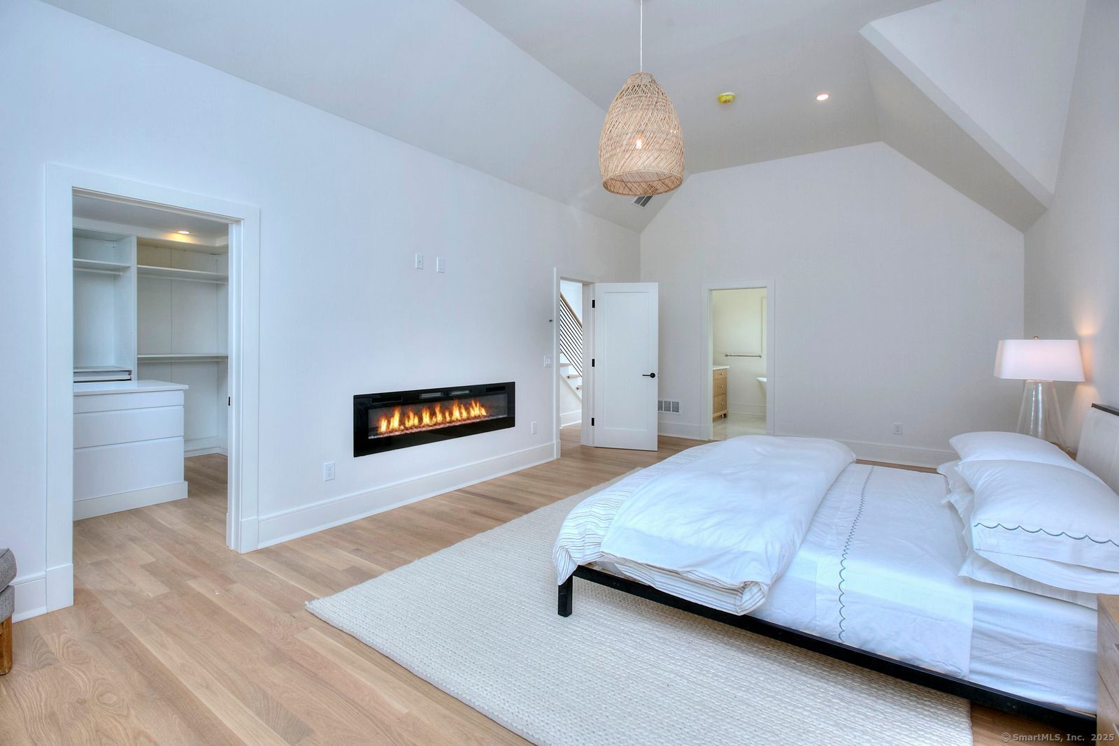 199 Mariomi Road New Canaan, CT 06840 - Photo 24 of 39