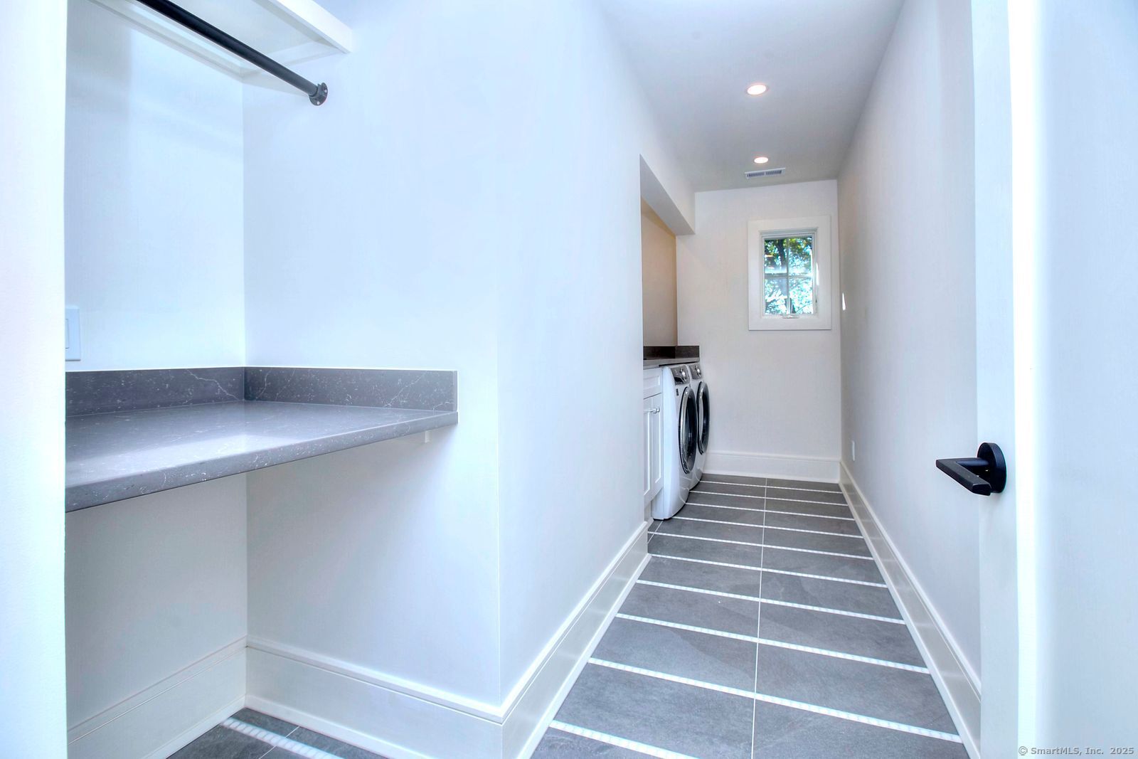 199 Mariomi Road New Canaan, CT 06840 - Photo 32 of 39