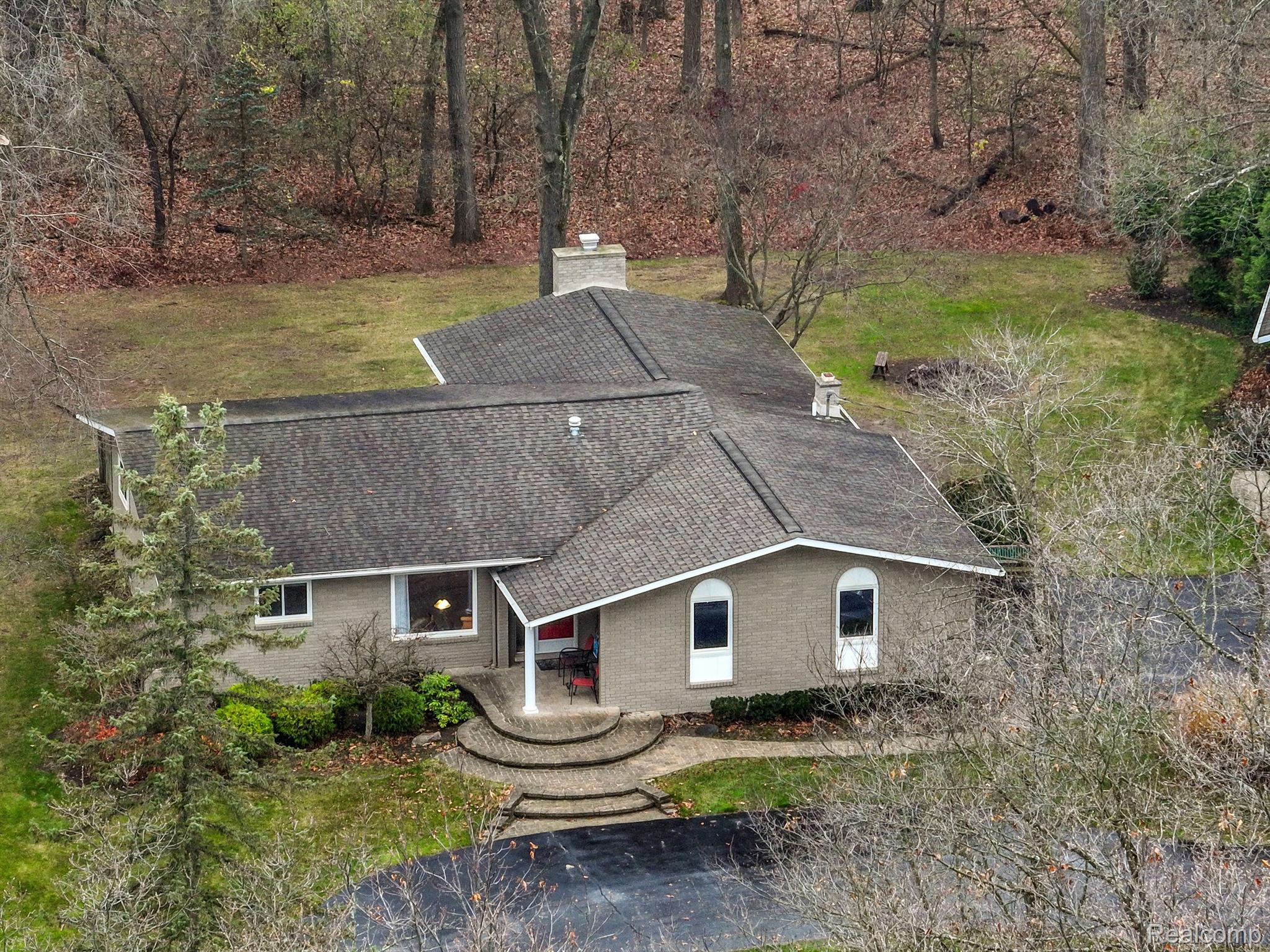 8445 Reese Road Clarkston, MI 48348 - Photo 5 of 44 Roof New 2013