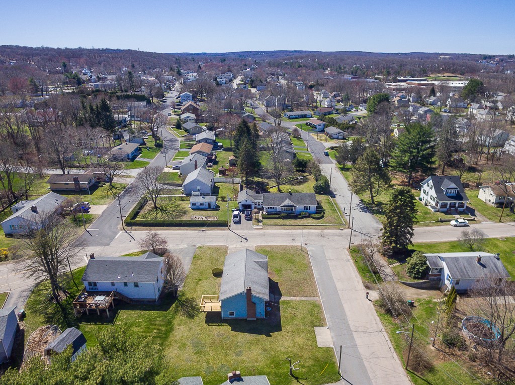 13 Mitris Boulevard Woonsocket, RI 02895 - Photo 14 of 48 Gallery Image 14