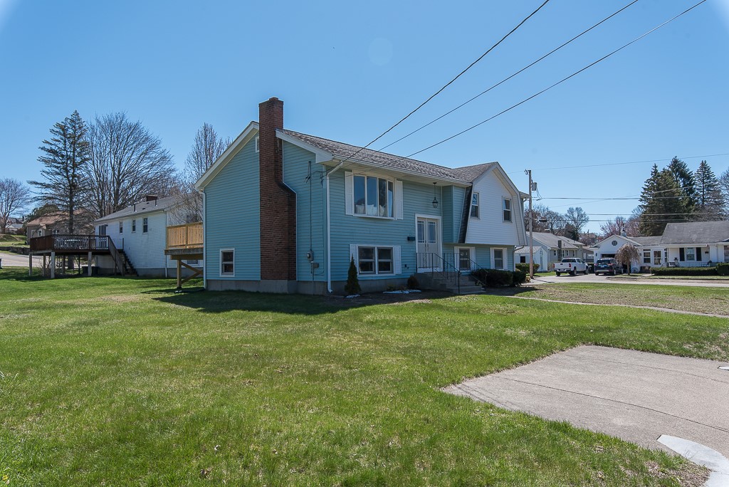 13 Mitris Boulevard Woonsocket, RI 02895 - Photo 17 of 48 Gallery Image 17