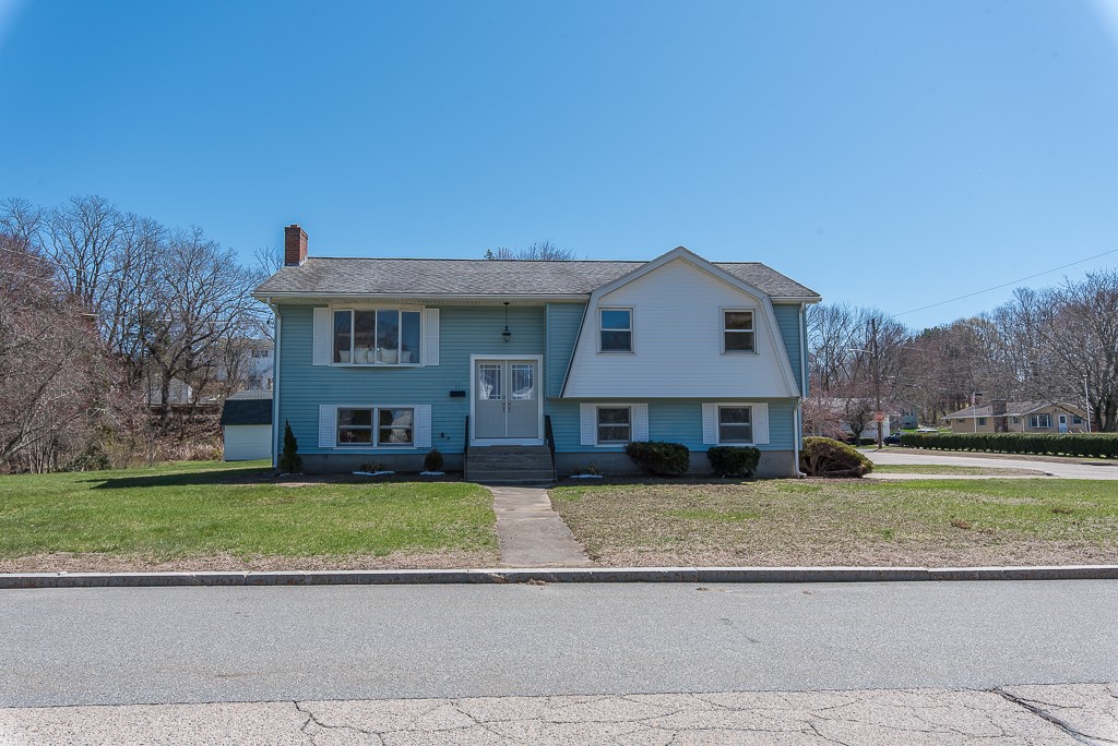 13 Mitris Boulevard Woonsocket, RI 02895 - Photo 20 of 48 Gallery Image 20