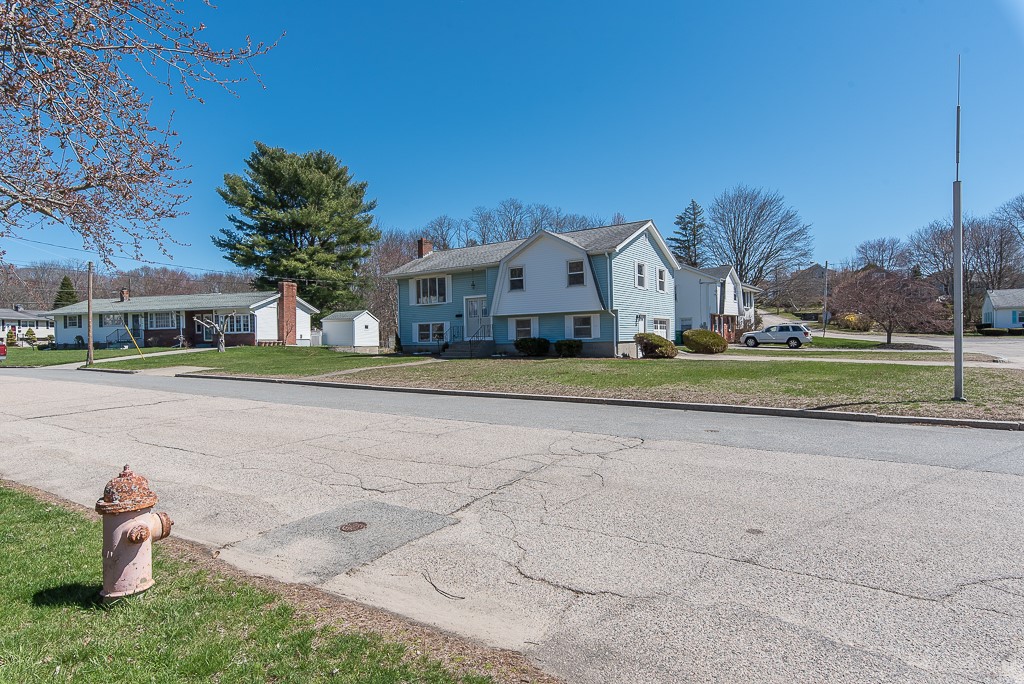 13 Mitris Boulevard Woonsocket, RI 02895 - Photo 23 of 48 Gallery Image 23