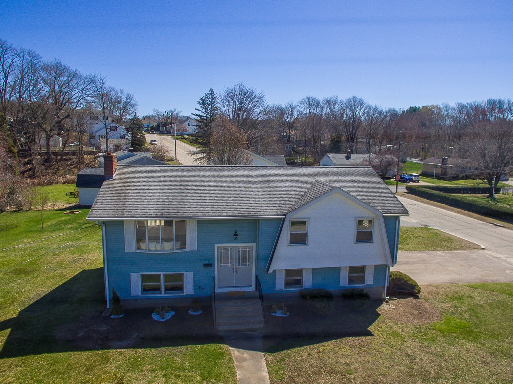 13 Mitris Boulevard Woonsocket, RI 02895 - Photo 3 of 48 Gallery Image 3