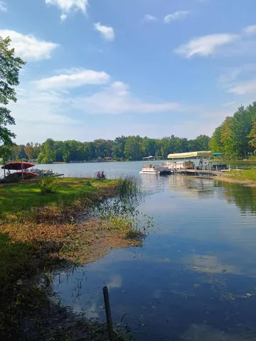 $159,000 | 8459 North Lake Shore Drive, Bitely, MI 49309