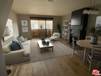 $570,000 | 828 North Hudson Avenue, Unit 206, Los Angeles, CA 90038