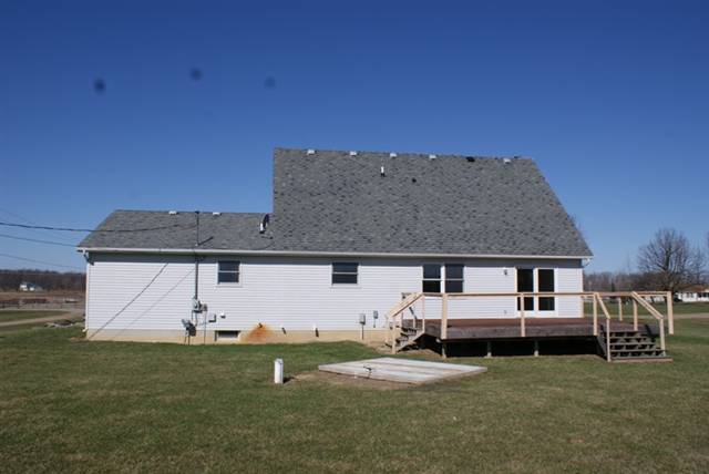 625 South Elba Road Lapeer, MI 48446 - Photo 2 of 11 31052528-1.JPG