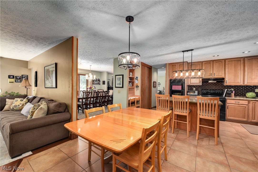 10801 Meadowgrass Road Strongsville, OH 44149 - Photo 11 of 26 Gallery Image 11