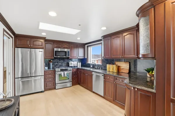 $1,449,888 | 20 Dorado Terrace, Unit C, San Francisco, CA 94112