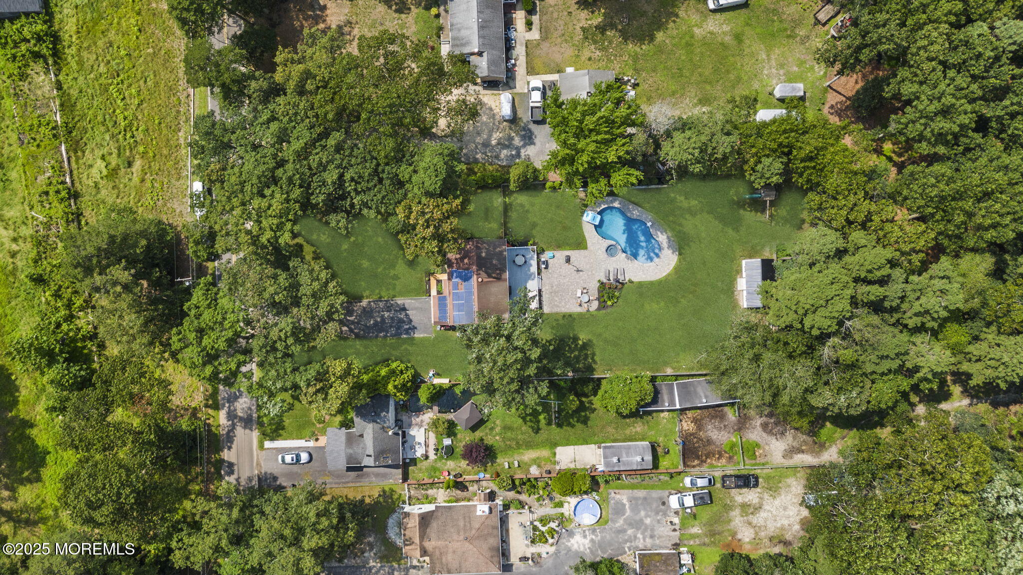 67 Maxim Road Howell, NJ 07731 - Photo 5 of 47 5-web-or-mls-DJI_20250717150414_0093_D