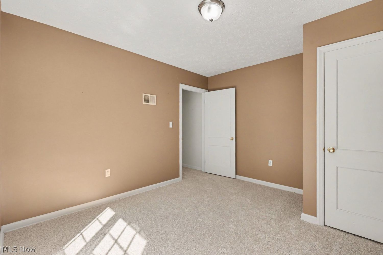 5718 South Ridge Road Madison, OH 44057 - Photo 14 of 23 1st floor Bdrm 3