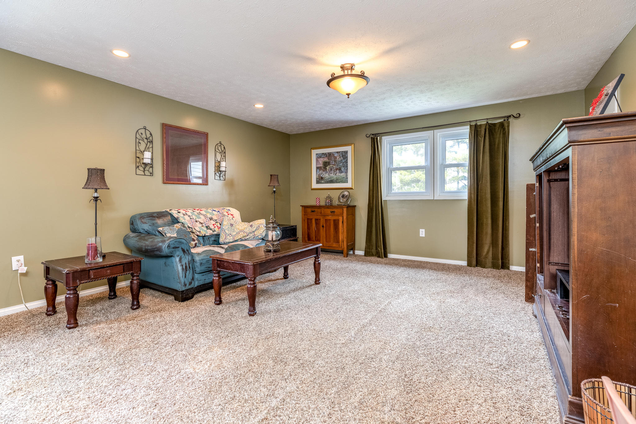 219 West Herr Road Urbana, OH 43078 - Photo 11 of 29