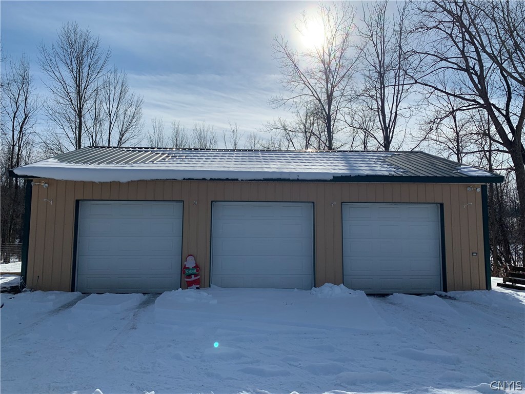 2428 Highbridge Road Throop, NY 13021 - Photo 4 of 24