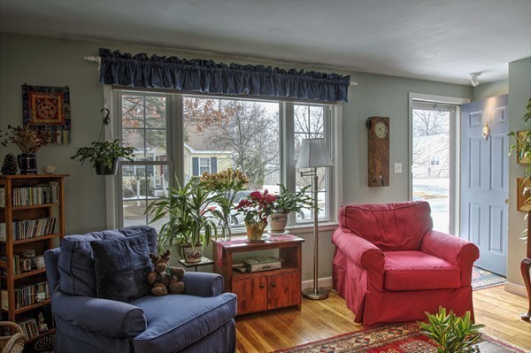 4 George Avenue Westford, MA 01886 - Photo 3 of 29 Gallery Image 3