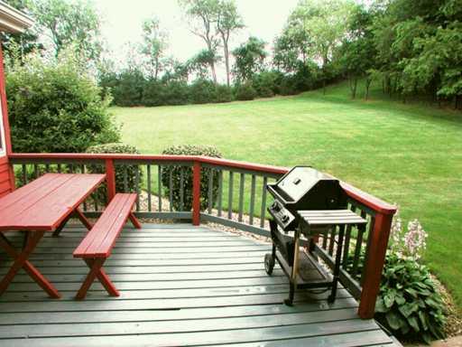 451 Pinkerton Road Wexford, PA 15090 - Photo 2 of 8 Gallery Image 2