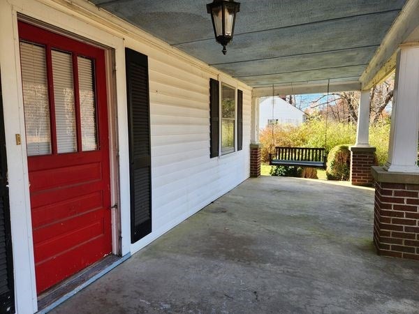 3611 West Courthouse Road Crewe, VA 23930 - Photo 3 of 37 Gallery Image 3